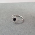 1327PI-OBYKS-jeweline-srebro-925-pierścionek-srebrny-z-onyksem-2.jpg