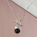 J-028 jeweline naszyjnik srebrny Cebu onyks i miś togle 3.jpg